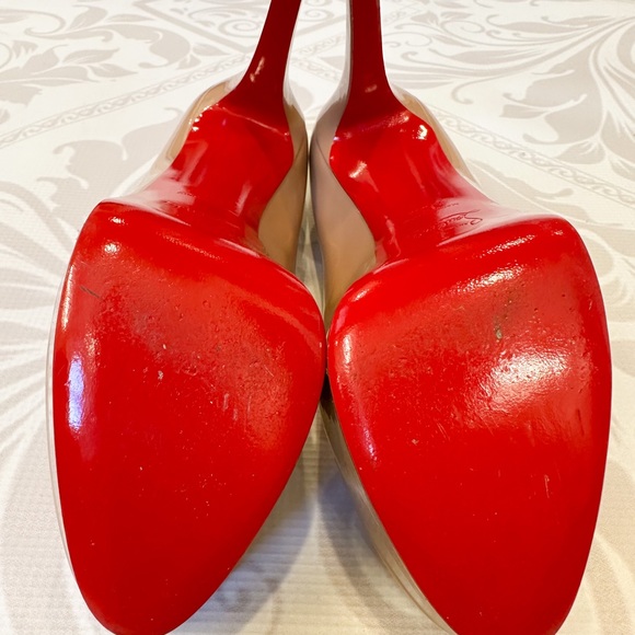 Christian Louboutin Beige Patent Leather Bianca Platform Pump 6.5